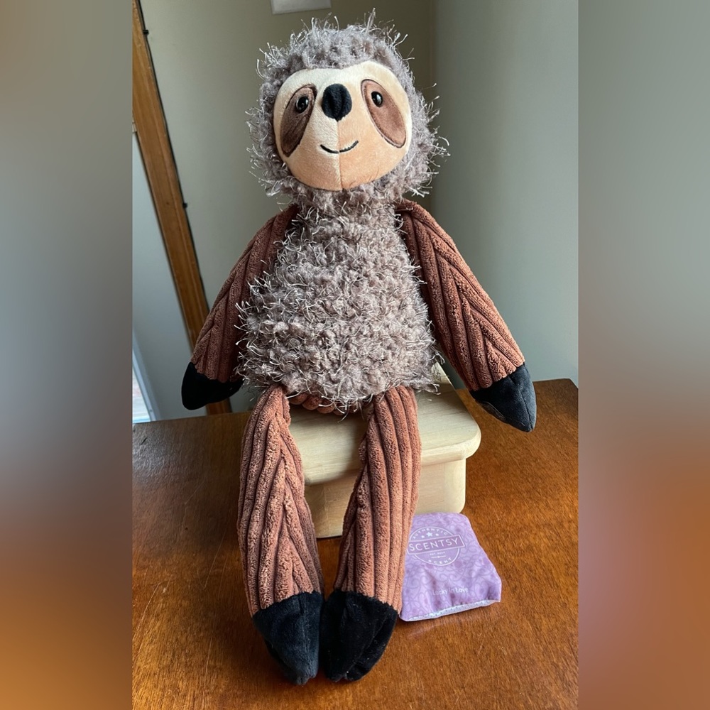 Suzie The Sloth Scentsy Buddy 10th Anniversary 18" Retired w/ Scent Pack Plush